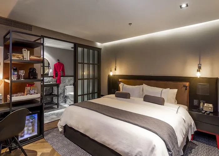 Hotel The Wild Oscar 5*